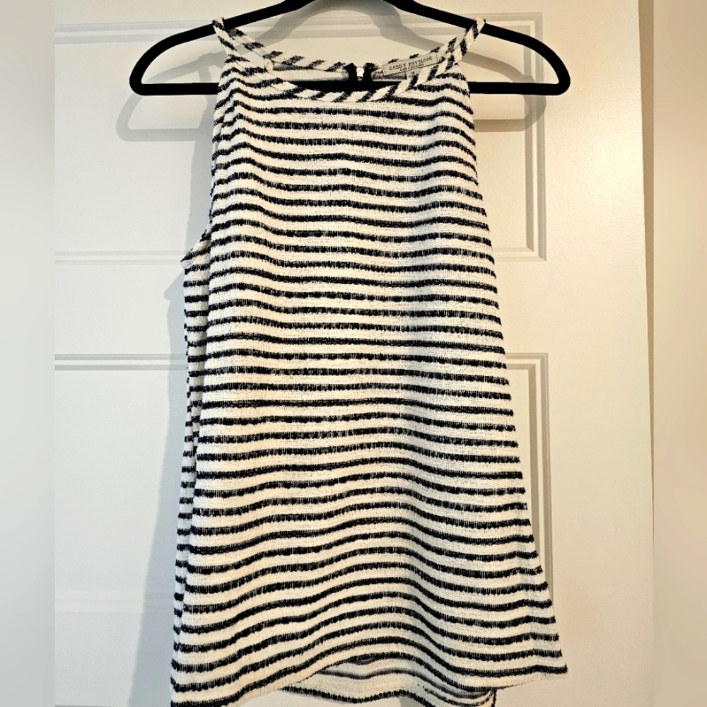 Green Envelope Women's Tank sz medium